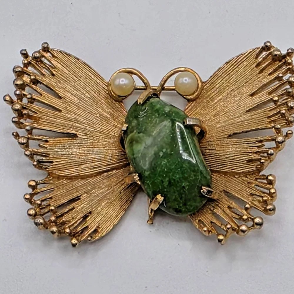Vintage Lisner Butterfly Brooch Green Cabochon Faux Pearl Gold Tone Signed